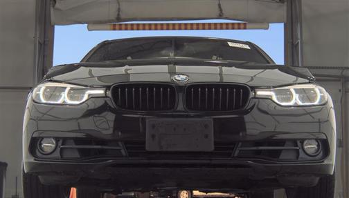 2018 BMW 330 xDrive