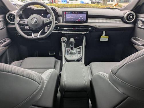 Milano White 2025 Alfa Romeo Tonale AWD