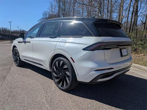 2025 Lincoln Nautilus Black Label