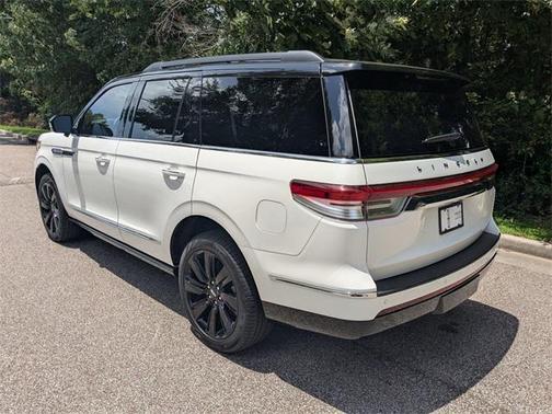 2024 Lincoln Navigator Black Label