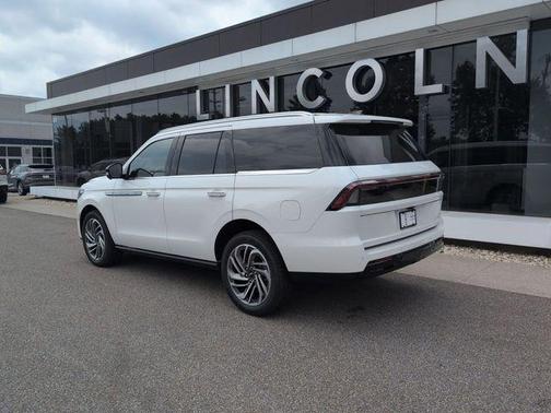 White 2026 Lincoln Navigator Reserve