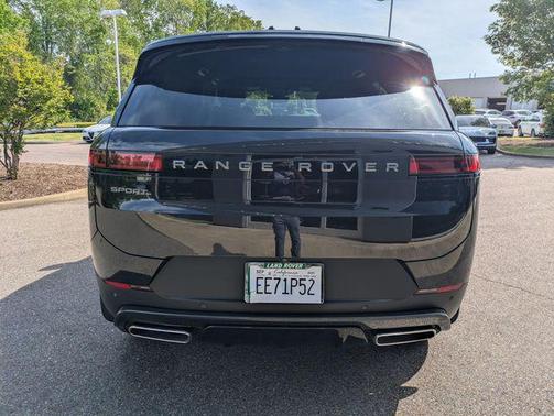 Obsidian Black Metallic 2025 Land Rover Range Rover Sport P360 S