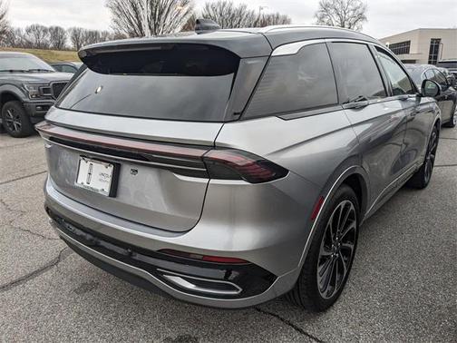 2025 Lincoln Nautilus Black Label