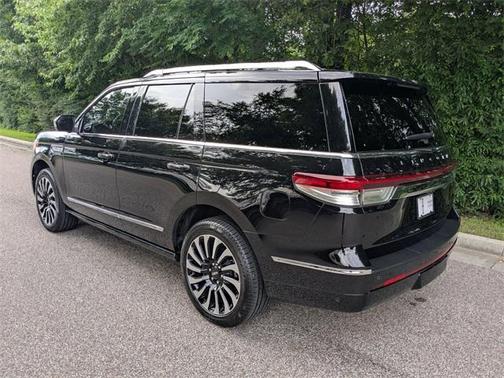2024 Lincoln Navigator Black Label