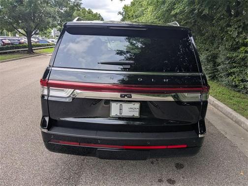 2024 Lincoln Navigator Black Label