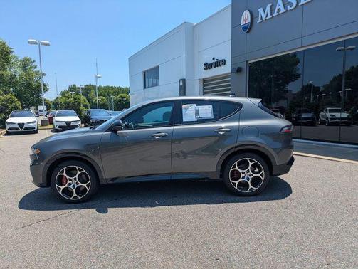 Grigio Ascari Metallic 2024 Alfa Romeo Tonale Veloce EAWD
