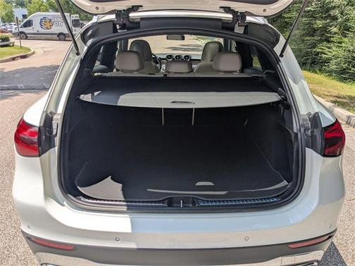 2025 Mercedes-Benz GLC 300 Base