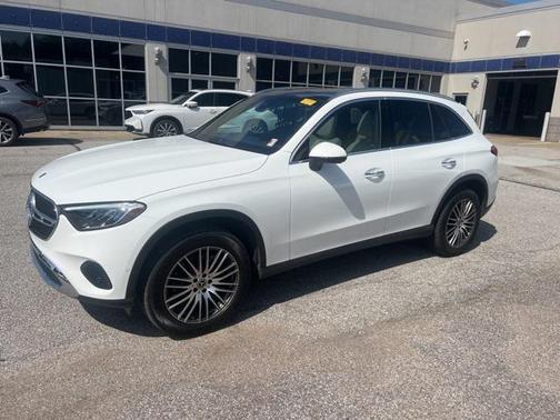 2025 Mercedes-Benz GLC 300 Base