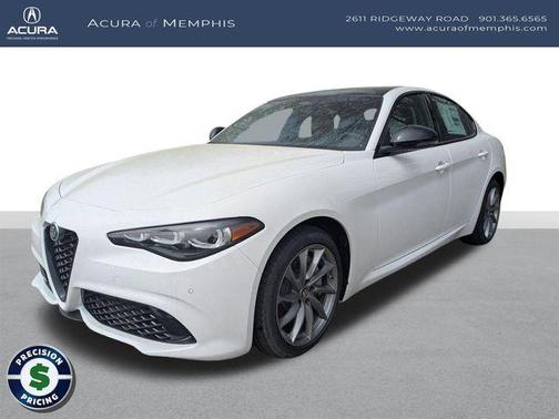 Milano White 2025 Alfa Romeo Giulia AWD