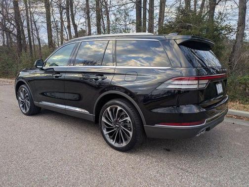 infinite black metallic clearcoat 2026 Lincoln Aviator Reserve AWD
