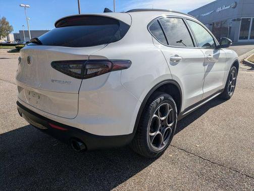 Milano White 2025 Alfa Romeo Stelvio Sprint AWD