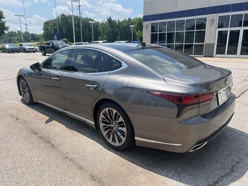 2023 Lexus LS 500 Base