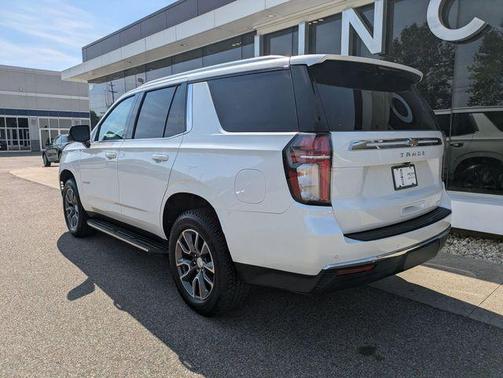 Iridescent Pearl Tricoat 2021 Chevrolet Tahoe LT