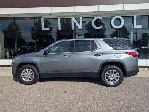 Satin Steel Metallic 2020 Chevrolet Traverse LS