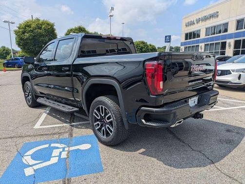 Onyx Black 2025 GMC Sierra 1500 AT4