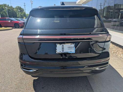 Black Metallic 2024 Lincoln Nautilus Reserve
