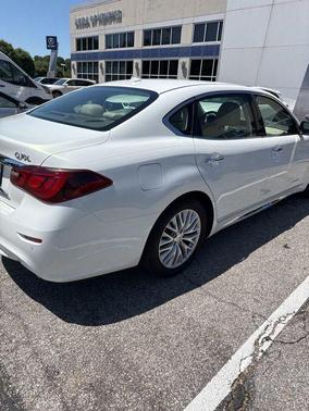 Moonlight White 2015 INFINITI Q70L 3.7