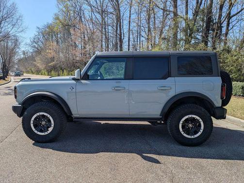 Cactus Gray 2023 Ford Bronco Outer Banks