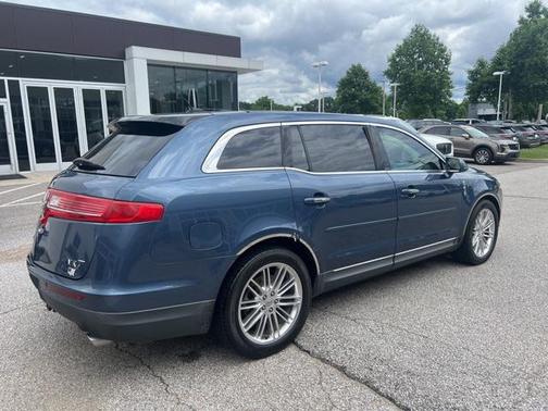2019 Lincoln MKT Standard