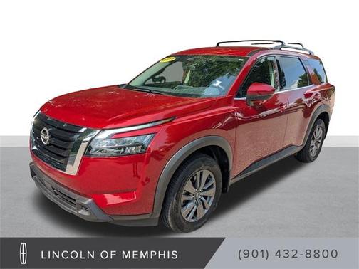 2023 Nissan Pathfinder SV