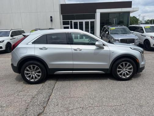 2020 Cadillac XT4 Premium Luxury