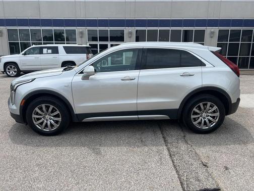 2020 Cadillac XT4 Premium Luxury