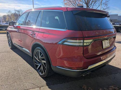 Red Carpet Tinted Clearcoat 2026 Lincoln Aviator Reserve AWD