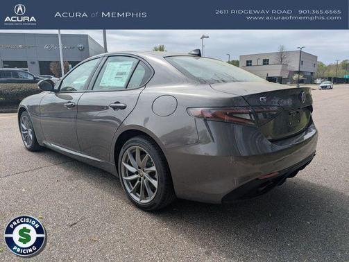 Vesuvio Gray Metallic 2025 Alfa Romeo Giulia AWD