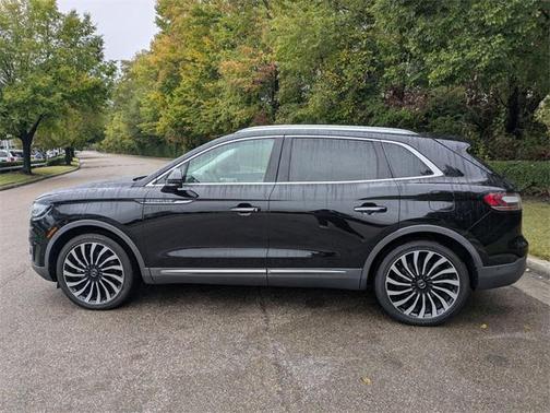 2019 Lincoln Nautilus Black Label