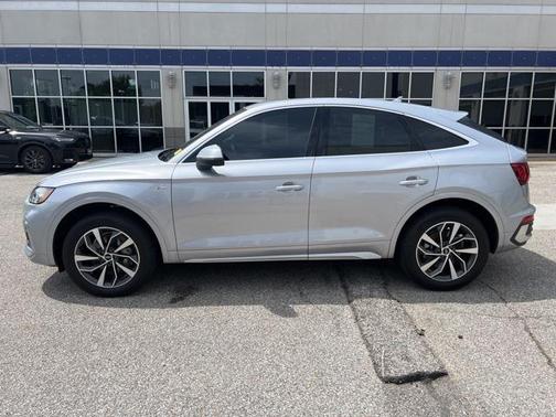 2022 Audi Q5 45 S line Premium