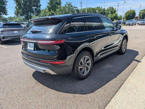 infinite black metallic clearcoat 2026 Lincoln Corsair Premiere