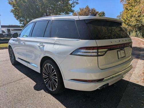 2025 Lincoln Aviator Black Label AWD