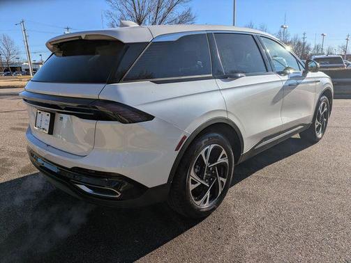 White Platinum Clearcoat Metallic 2026 Lincoln Nautilus Premiere
