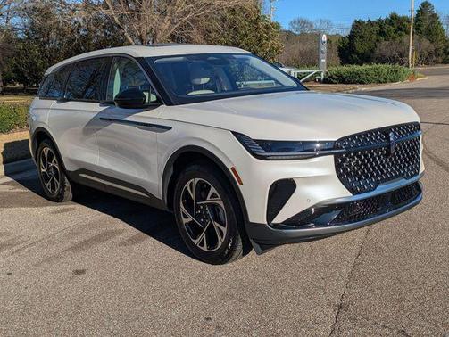 White Platinum Clearcoat Metallic 2026 Lincoln Nautilus Premiere