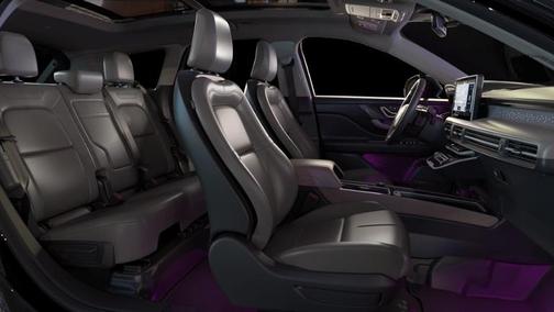 infinite black metallic clearcoat 2026 Lincoln Corsair Grand Touring