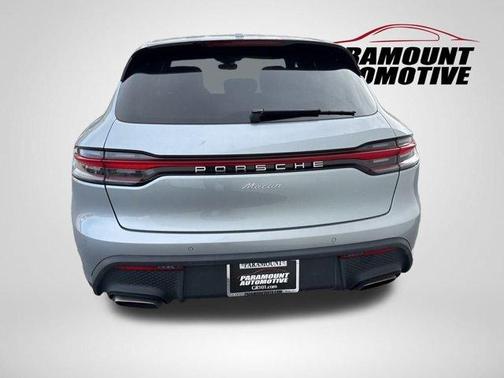 2022 Porsche Macan Base