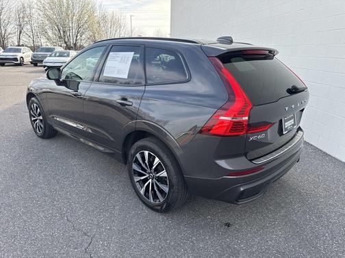 2024 Volvo XC60 B5 Core