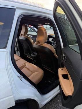 2020 Volvo XC60 T5 Momentum