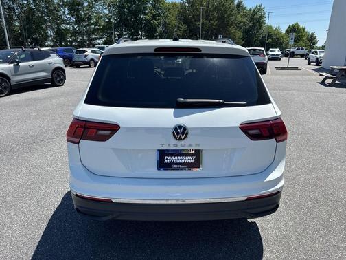 Pure White 2023 Volkswagen Tiguan 2.0T S