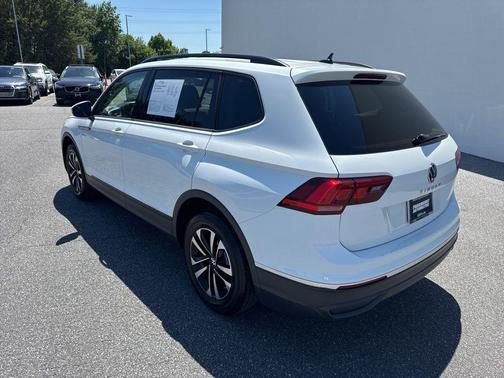 Pure White 2023 Volkswagen Tiguan 2.0T S