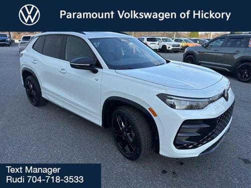 2026 Volkswagen Tiguan 2.0T SE R-Line Black