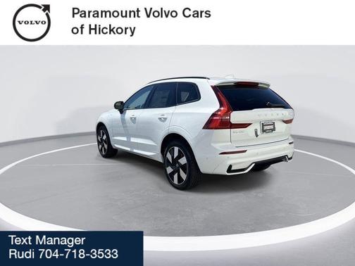 2024 Volvo XC60 Recharge Plug-In Hybrid T8 Plus Dark Theme