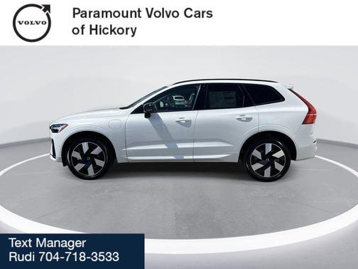 2024 Volvo XC60 Recharge Plug-In Hybrid T8 Plus Dark Theme
