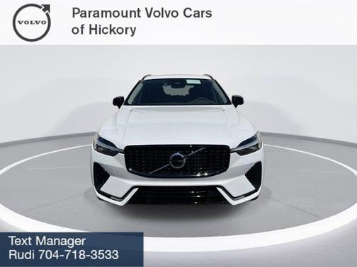 2024 Volvo XC60 Recharge Plug-In Hybrid T8 Plus Dark Theme