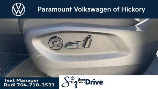 2025 Volkswagen Tiguan 2.0T SE