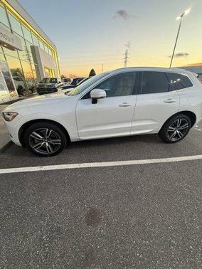 2019 Volvo XC60 T6 Momentum