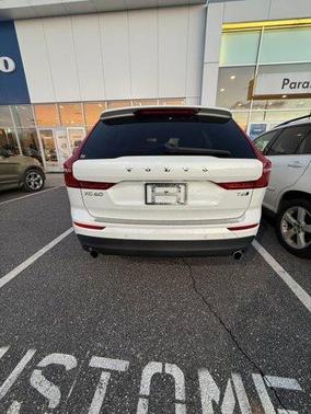 2019 Volvo XC60 T6 Momentum