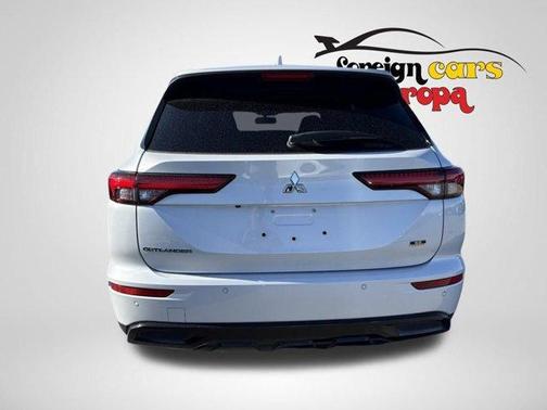 2023 Mitsubishi Outlander SE Black Edition