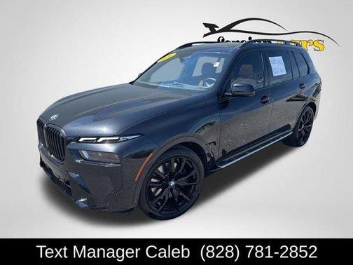 Black Sapphire Metallic 2024 BMW X7 xDrive40i
