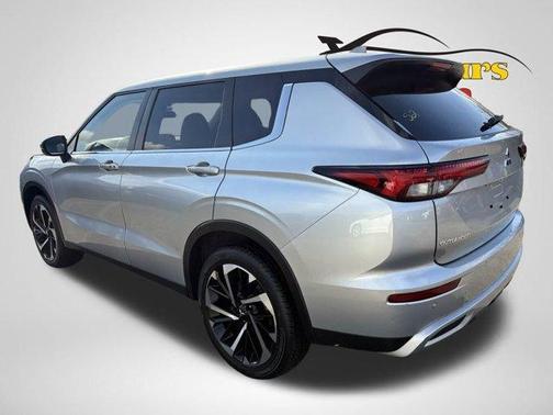 2024 Mitsubishi Outlander SE Black Edition